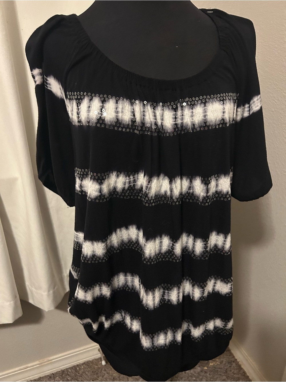 INC International Concepts Black and White Tie-Dye Scoop Neck Top